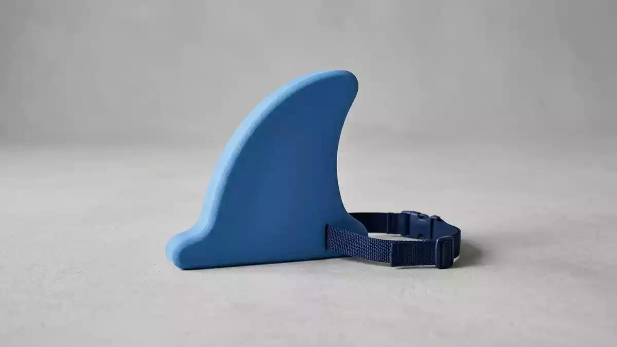 Fotorealistische Studioansicht von Schwimmhilfe in neutraler Produktdarstellung