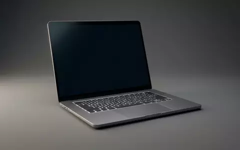 Fotorealistische Studioaufnahme von Laptop zum Thema ASUS Vivobook S 16, klare Lichtfuehrung - Foto: THN
