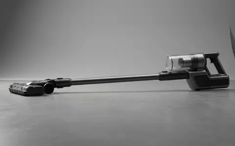 Fotorealistische Studioaufnahme von Akkustaubsauger zum Thema Dyson V15 Detect Absolute, klare Lichtfuehrung - Foto: THN