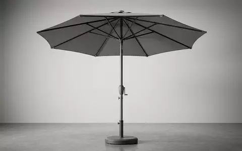 Fotorealistische Studioaufnahme von Sonnenschirm zum Thema Doppler Sonnenschirm Active 300cm, klare Lichtfuehrung - Foto: THN