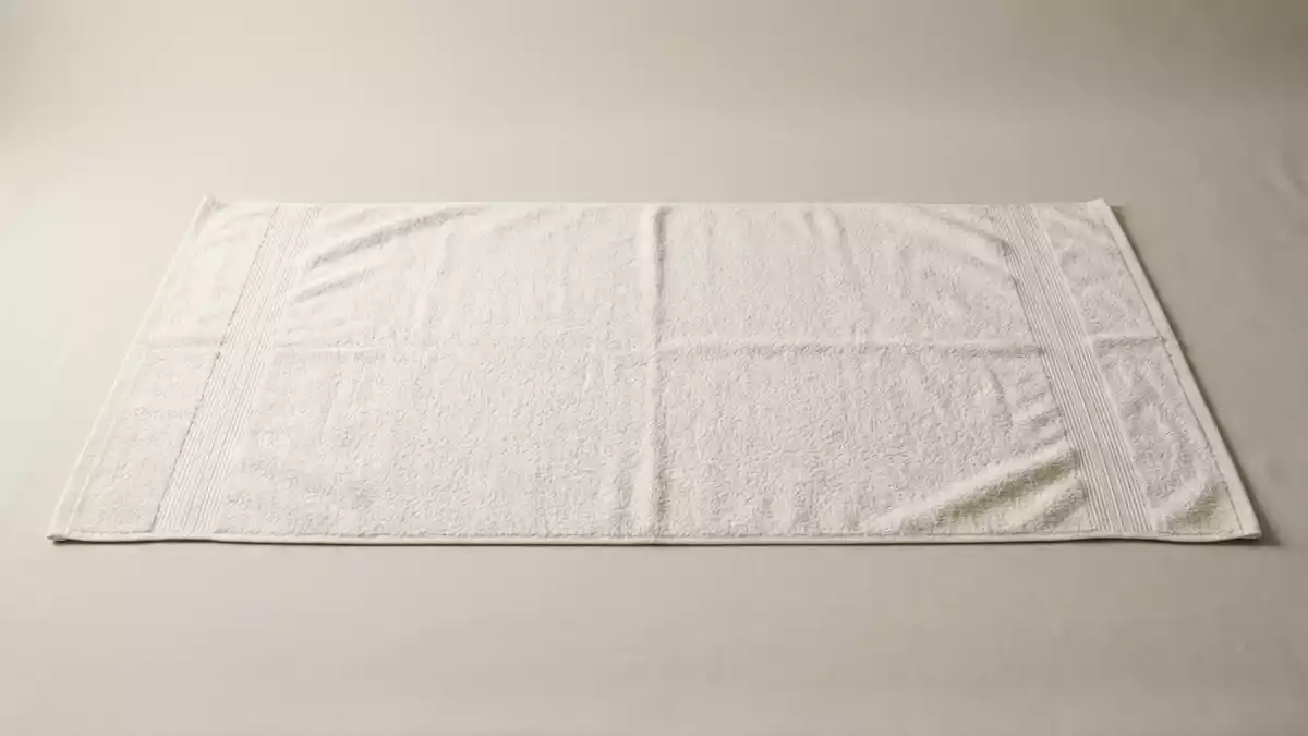 Fotorealistische Studioansicht von Strandtuch in neutraler Produktdarstellung, neutral