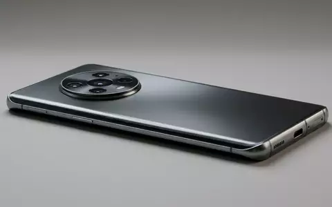Fotorealistische Studioaufnahme von Smartphone zum Thema Xiaomi 15 Ultra 256GB, klare Lichtfuehrung - Foto: THN