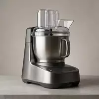 Fotorealistische Studioaufnahme von Kuechenmaschine zum Thema Vorwerk Thermomix TM6 Küchenmaschine, klare Lichtfuehrung - Foto: THN