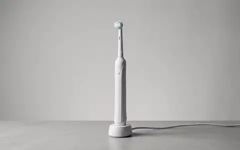 Fotorealistische Studioaufnahme von Elektrische Zahnbuerste zum Thema Oral-B iO Series 4, klare Lichtfuehrung - Foto: THN