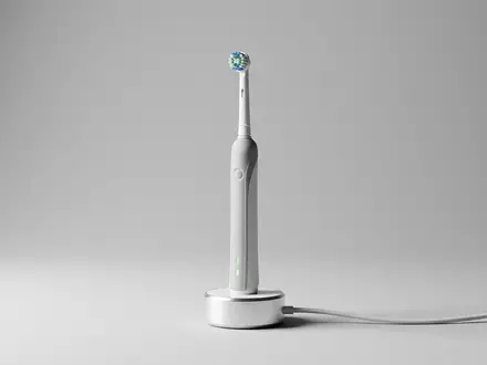 Fotorealistische Studioaufnahme von Elektrische Zahnbuerste zum Thema Oral-B iO Series 9, klare Lichtfuehrung - Foto: THN