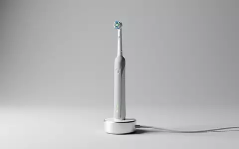 Fotorealistische Studioaufnahme von Elektrische Zahnbuerste zum Thema Oral-B iO Series 9, klare Lichtfuehrung - Foto: THN