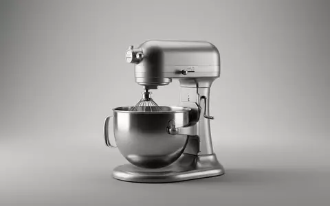 Fotorealistische Studioaufnahme von Kuechenmaschine zum Thema Smeg SMF03 50s Style, klare Lichtfuehrung - Foto: THN