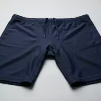 Fotorealistische Studioaufnahme von Schwimmhose zum Thema BlueSeventy Herren Sprint Jammer, klare Lichtfuehrung - Foto: THN
