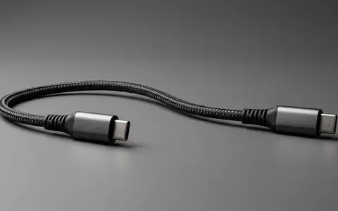Fotorealistische Studioaufnahme von Ladekabel zum Thema Spigen ArcWire USB-C auf, klare Lichtfuehrung - Foto: THN