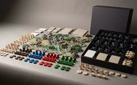 Fotorealistische Studioaufnahme von Spielerweiterung zum Thema Catan, klare Lichtfuehrung, sachlich dargestellt, markenneutral - Foto: THN
