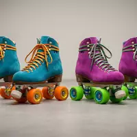 Fotorealistische Studioaufnahme von Rollschuhe zum Thema Impala Rollschuhe Quad Damen, klare Lichtfuehrung - Foto: THN