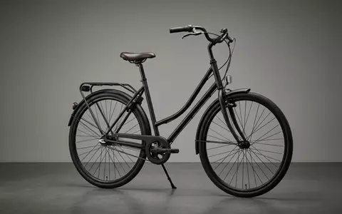 Fotorealistische Studioaufnahme von City-Fahrrad zum Thema Prophete Geniesser City Bike, klare Lichtfuehrung - Foto: THN