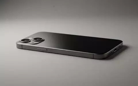 Fotorealistische Studioaufnahme von Smartphone zum Thema Google Pixel 9 256GB, klare Lichtfuehrung - Foto: THN