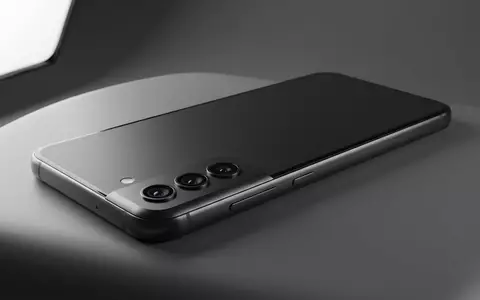 Fotorealistische Studioaufnahme von Smartphone zum Thema Google Pixel 9 Pro, klare Lichtfuehrung - Foto: THN