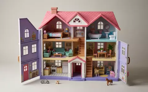 Fotorealistische Studioaufnahme von Puppenhaus Spielset zum Thema Gabby's Dollhouse Puppenhaus Spielset, klare Lichtfuehrung - Foto: THN