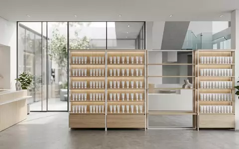 Architektur-Render im Drogeriegeschaeft mit Zahnpasta zum Thema Blend-a-med 3D White Brilliance, neutrales Tageslicht - Foto: THN