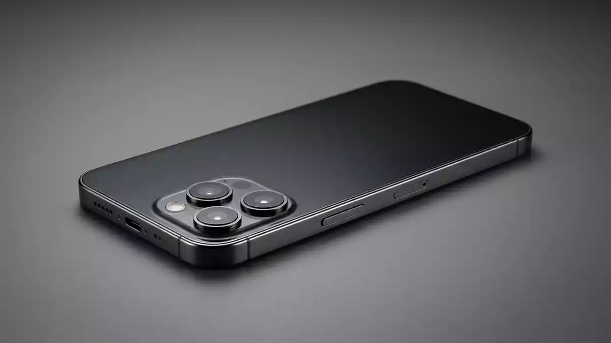 Fotorealistische Studioansicht von Smartphone in neutraler Produktdarstellung, neutral