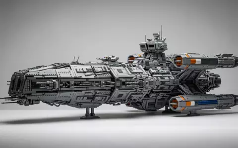 Fotorealistische Studioaufnahme von Raumschiffbausatz zum Thema LEGO Star Wars Millennium, klare Lichtfuehrung - Foto: THN