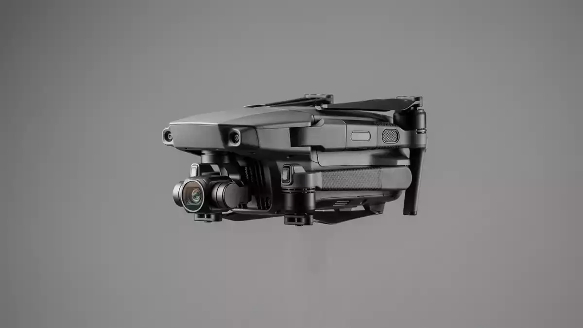 Fotorealistische Studioansicht von Kameradrohne in neutraler Produktdarstellung
