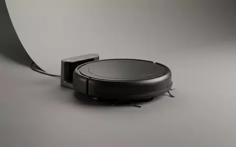 Fotorealistische Studioaufnahme von Saugroboter zum Thema iRobot Roomba j9+ Saugroboter, klare Lichtfuehrung - Foto: THN
