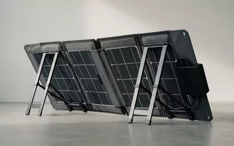 Fotorealistische Studioaufnahme von Faltbares Solarpanel zum Thema EcoFlow 110W Faltbares Solarpanel, klare Lichtfuehrung - Foto: THN