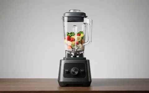 Fotorealistische Studioaufnahme von Standmixer zum Thema Braun JB7195 PureMix Power, klare Lichtfuehrung - Foto: THN