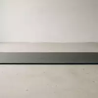 Fotorealistische Studioaufnahme von Yogamatte zum Thema Nike Reversible Yoga Mat, klare Lichtfuehrung - Foto: THN