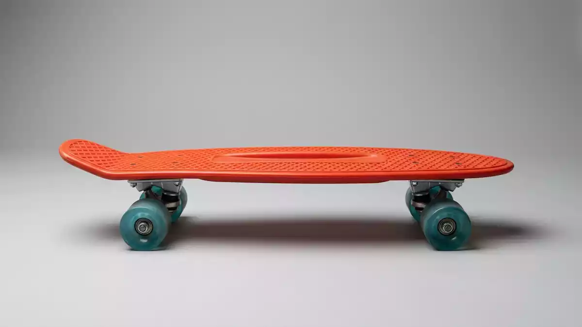 Fotorealistische Studioansicht von Cruiserboard in neutraler Produktdarstellung