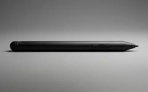 Fotorealistische Studioaufnahme von Digitalstift zum Thema Logitech MX Ink Stift, klare Lichtfuehrung - Foto: THN