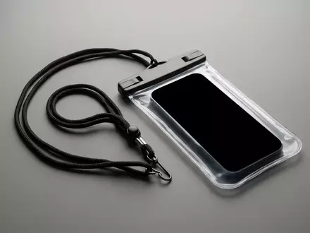 Fotorealistische Studioaufnahme von Handyhuelle zum Thema YOSH Wasserdichte Handyhülle 2er, klare Lichtfuehrung - Foto: THN