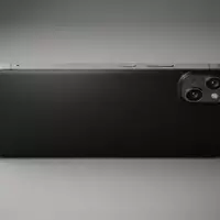 Fotorealistische Studioaufnahme von Smartphone zum Thema Samsung Galaxy A16 5G, klare Lichtfuehrung - Foto: THN