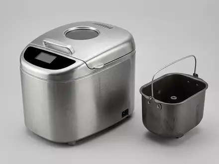 Fotorealistische Studioaufnahme von Brotbackautomat zum Thema Unold 58915 Backmeister Brotbackautomat, klare Lichtfuehrung - Foto: THN