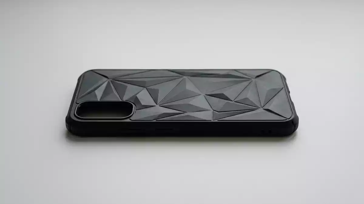 Fotorealistische Studioansicht von Telefonschutzhulle in neutraler Produktdarstellung