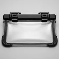 Fotorealistische Studioaufnahme von Handyhuelle zum Thema JETech Wasserdichte Handyhülle iPhone, klare Lichtfuehrung - Foto: THN