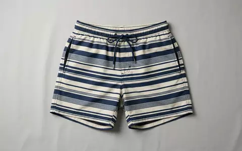 Fotorealistische Studioaufnahme von Badeshorts zum Thema Gant Herren Classic Fit, klare Lichtfuehrung - Foto: THN