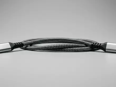 Fotorealistische Studioaufnahme von USB C Kabel zum Thema Choetech USB-C auf USB-C, klare Lichtfuehrung - Foto: THN