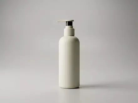 Fotorealistische Studioaufnahme von Shampoo zum Thema Redken Color Extend Magnetics, klare Lichtfuehrung - Foto: THN