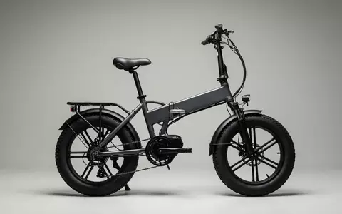 Fotorealistische Studioaufnahme von Klapp Elektrofahrrad zum Thema Engwe EP-2 Pro Klapp-E-Bike, klare Lichtfuehrung - Foto: THN