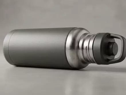 Fotorealistische Studioaufnahme von Edelstahl-Trinkflasche zum Thema Klean Kanteen TKWide 32oz, klare Lichtfuehrung - Foto: THN