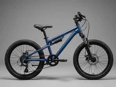 Fotorealistische Studioaufnahme von Kinder-Mountainbike zum Thema Puky SKYRIDE 20-3 Alu, klare Lichtfuehrung - Foto: THN