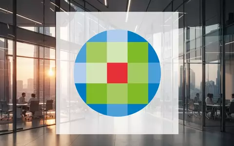 Modernes, elegantes Bürogebäude bei goldenem Licht als Symbol für Unternehmenswachstum und strategische Expansion. - Foto: über boerse-global.de