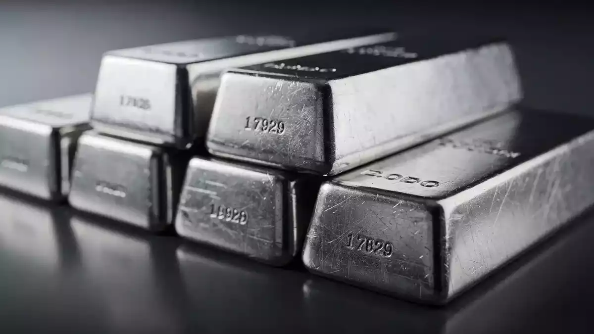 Silver Price Dips to $65 Amid Fed Uncertainty, Citi Still Sees $90