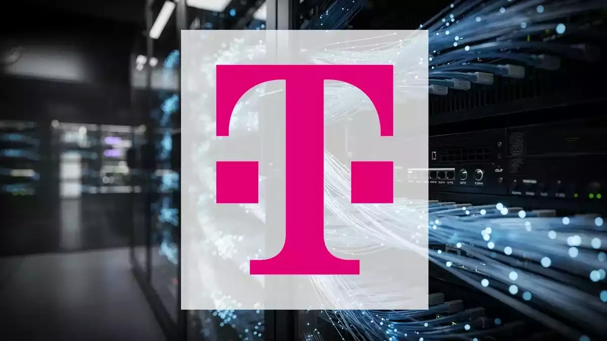 Deutsche Telekom's €1B Polish Fibre Deal: Strategic Shift for T-Mobile Polska