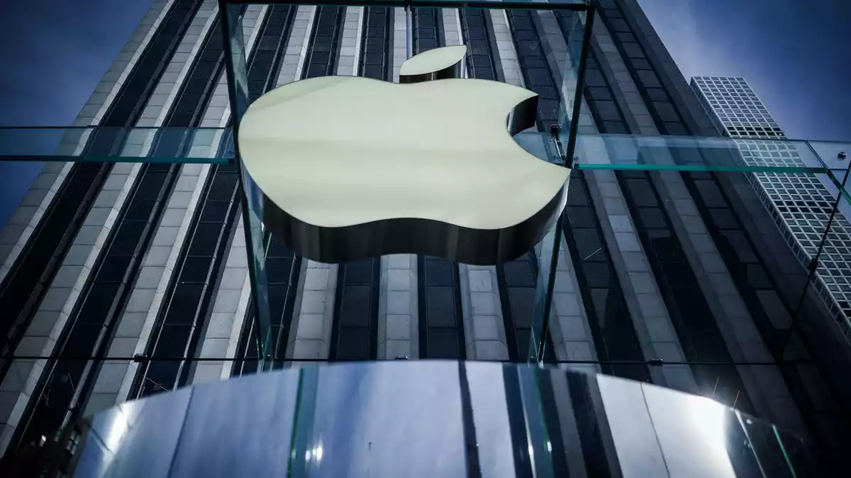 Der US-Konzern Apple streitet seit Jahren mit der EU-Kommission über Digital- und Wettbewerbsregeln. (Archivbild)  - Bild: Michael Kappeler/dpa