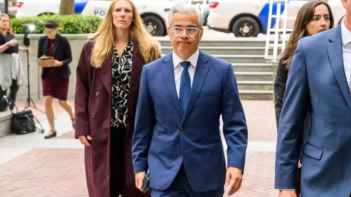 Der kalifornische Generalstaatsanwalt Rob Bonta will eine branchenweite Lösung und nimmt auch TikTok ins Visier. - Bild: Noah Berger/FR34727 AP/AP/dpa