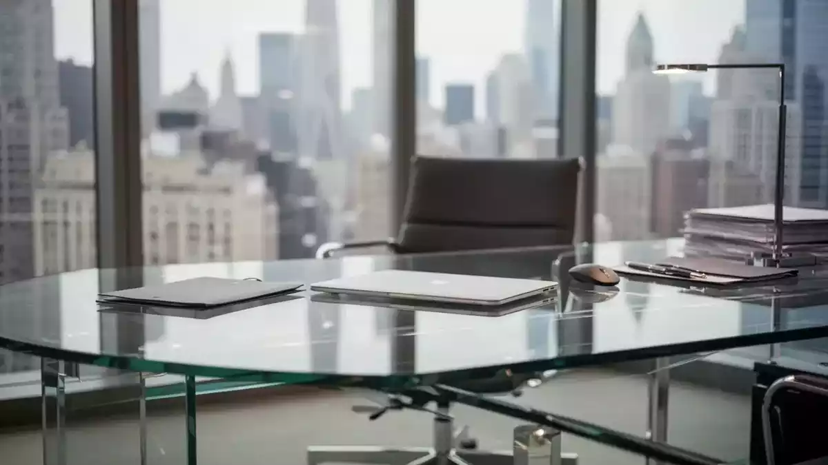 iShares MSCI World ETF Sees Inflows Despite Dip as Alphabet Capex Weighs