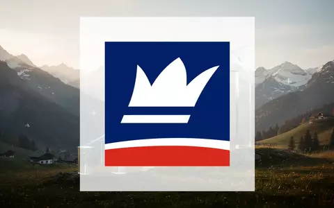 Abstrakte Darstellung von stetigem Wachstum und finanzieller Stabilität in einer minimalistischen Alpenlandschaft. - Foto: über boerse-global.de