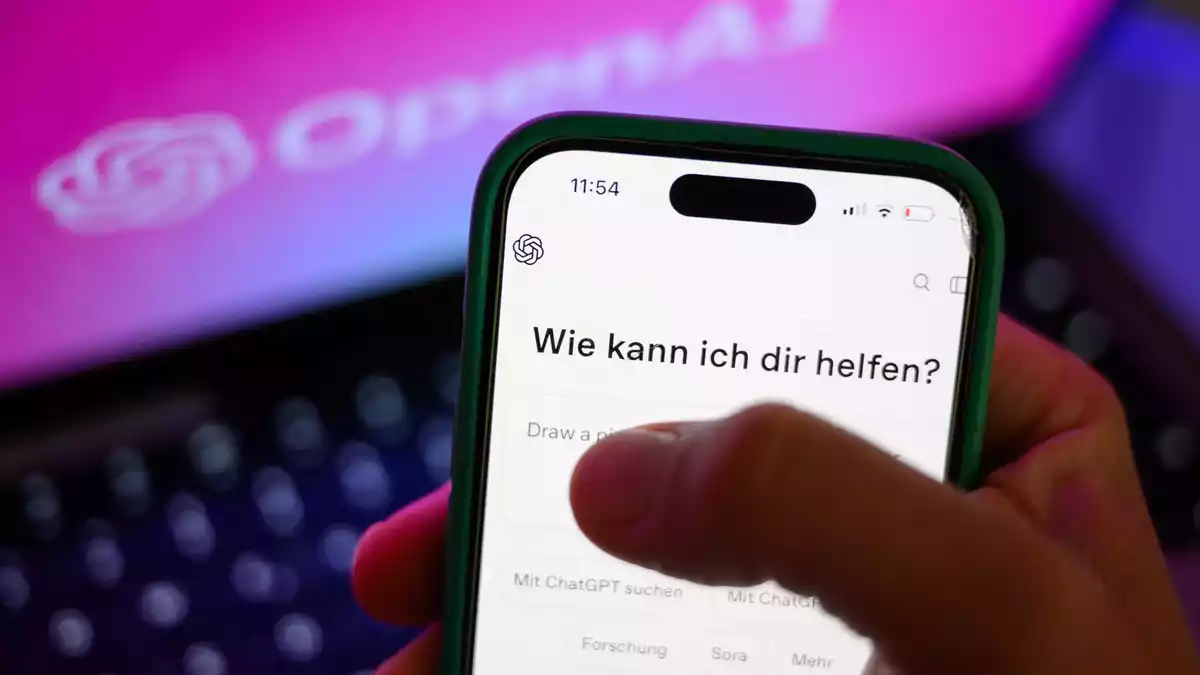 Bei ChatGPT will OpenAI künftig auch mit Werbung Geld verdienen (Archivbild) - Bild: Hendrik Schmidt/dpa