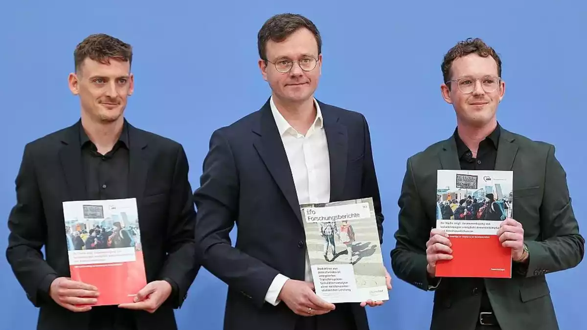 AWO schlägt Zusammenlegung von Sozialleistungen vor