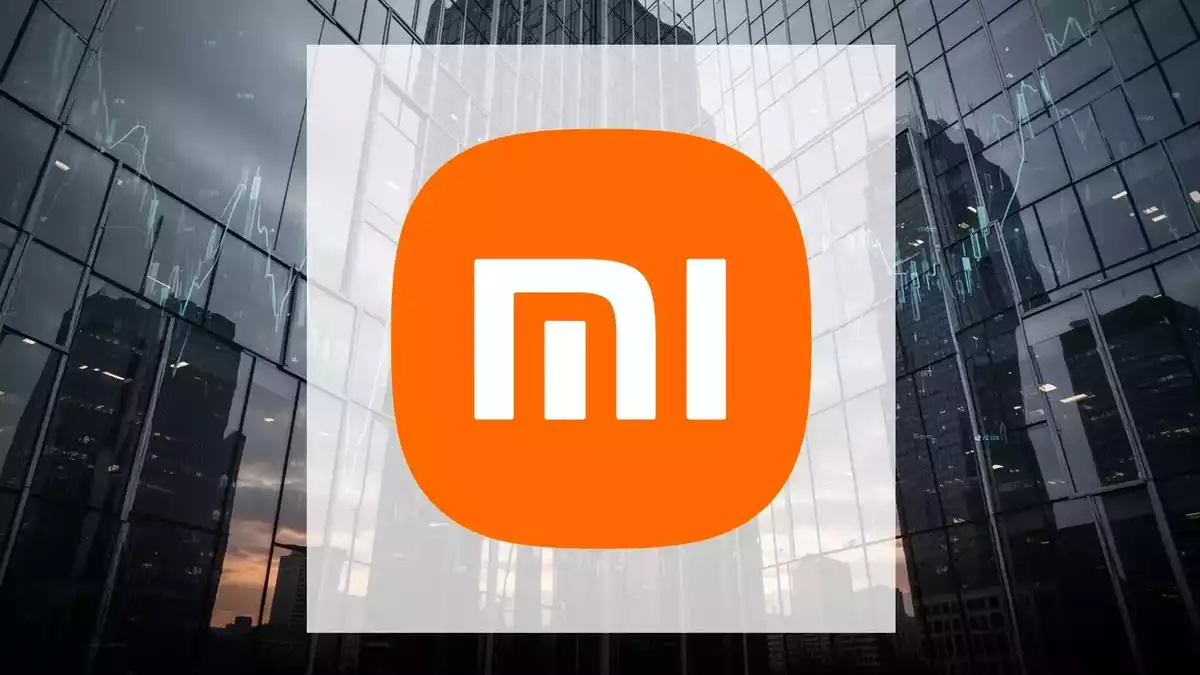 Xiaomi's Robot Debut Can't Mask Stock Slump as EV Losses Mount
